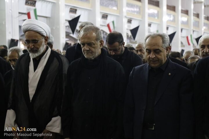Photos: Ashura noon prayer held in Tabriz