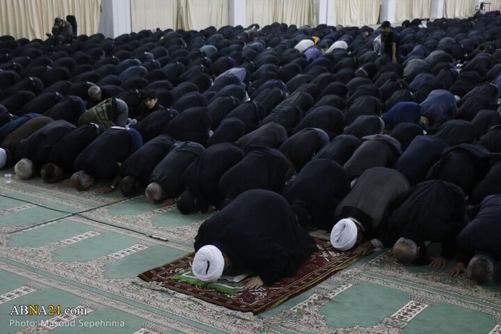 Photos: Ashura noon prayer held in Tabriz