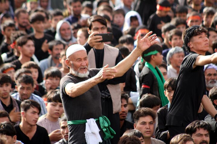 گزارش تصویری | حضور پرشور عزاداران عاشورایی در امام‌زاده سید مرتضی هرات