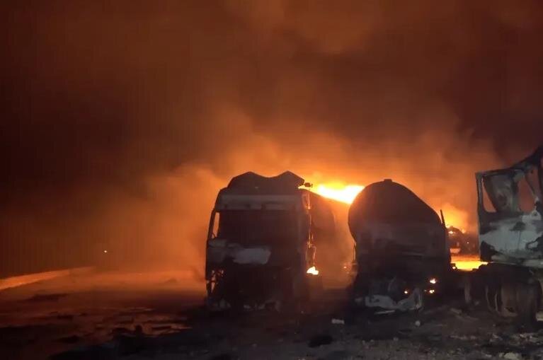 العدو الصهيوني يشن عدوانا عسكريا على منشآت مدنية في الحديدة اليمنية