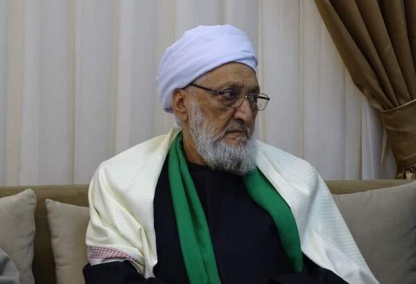 National Unity of Iranian people severed hand of Zionist aggressor - says Sunni cleric