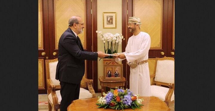 ابلاغ پیام عراقچی به وزیر خارجه عمان