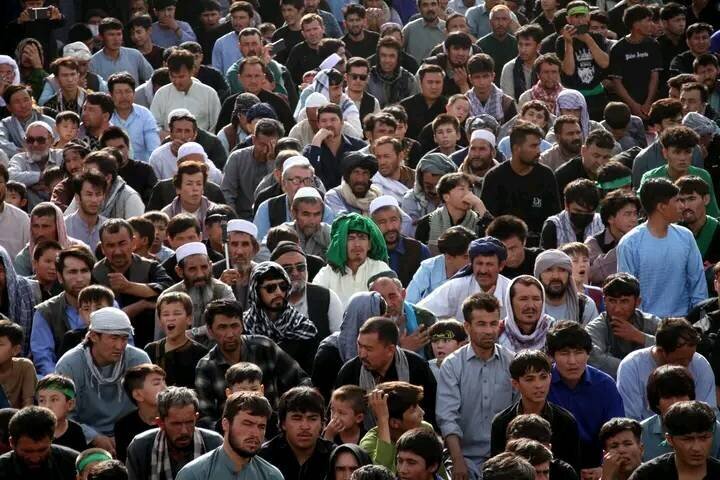 Photos: Enthusiastic presence of Ashura mourners at Imamzadeh Sayyed Murtaza in Herat