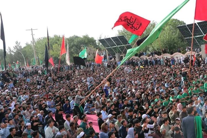 Photos: Enthusiastic presence of Ashura mourners at Imamzadeh Sayyed Murtaza in Herat