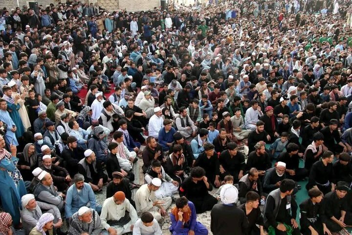 Photos: Enthusiastic presence of Ashura mourners at Imamzadeh Sayyed Murtaza in Herat