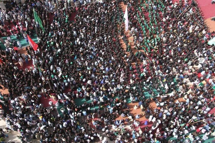 Photos: Enthusiastic presence of Ashura mourners at Imamzadeh Sayyed Murtaza in Herat