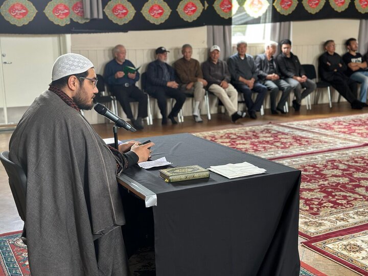 Photos: Ashura mourning by Afghan refugees in Norway