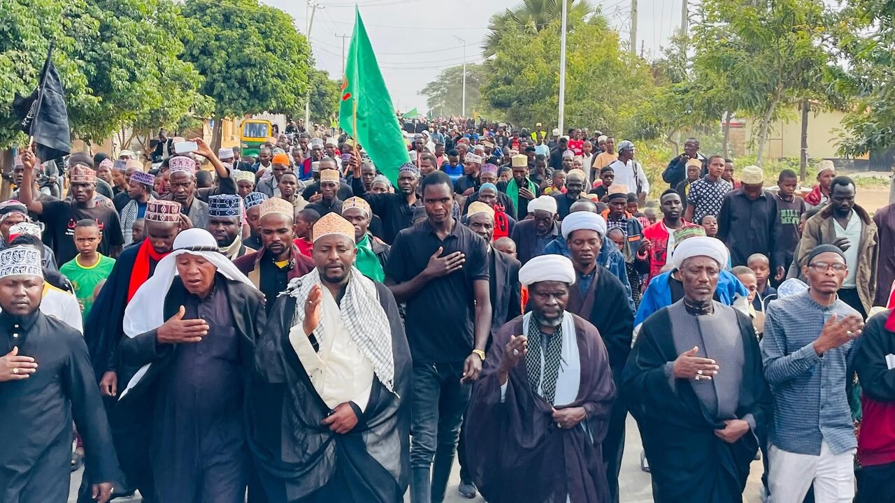 Maadhimisho ya Shahadat ya Imam Hussein (as) Singida | Singida yote ni: Labayka ya Hussein! Labayka ya Hussein! Labayka ya Hussein! + Picha