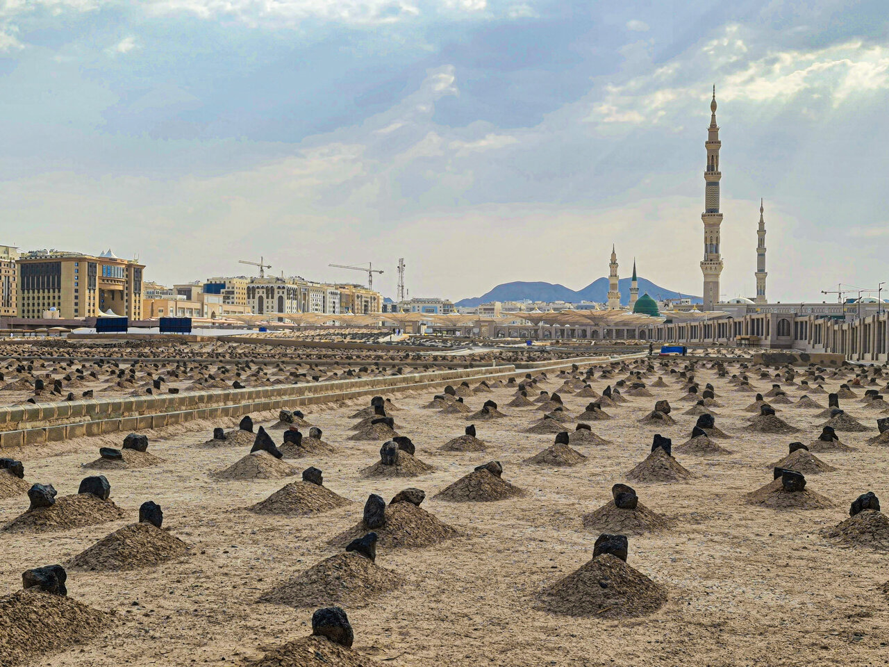 Who is Buried in Jannat al-Baqi?