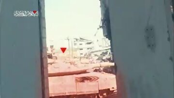 Әл-Гәссам Бригадалары Гәззанын шәргиндә Исраил забит вә танкларыны бир-бир белә мәһв едир \ Видео
