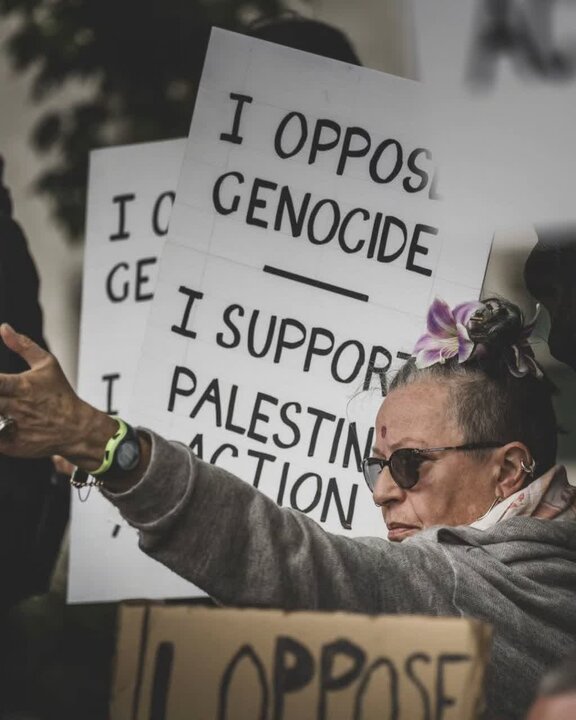 برخورد وحشیانه پلیس لندن با حامیان فلسطین