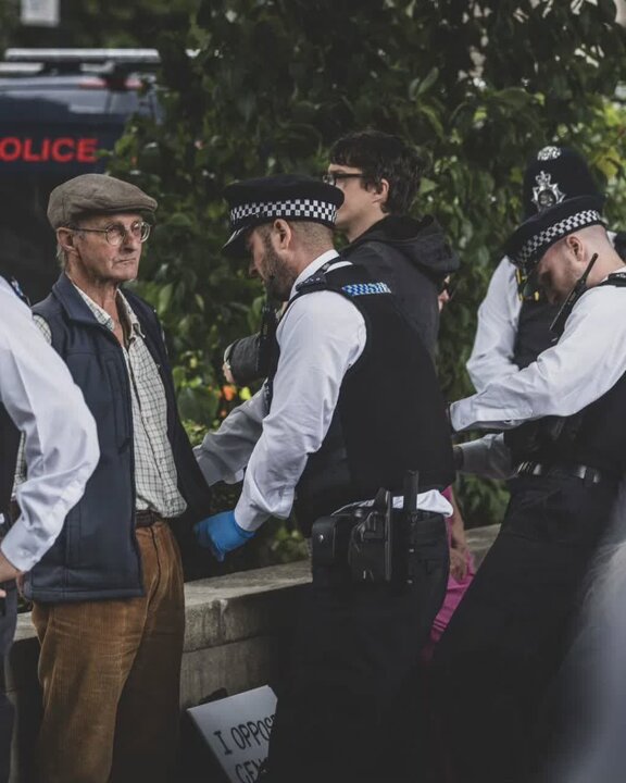 برخورد وحشیانه پلیس لندن با حامیان فلسطین