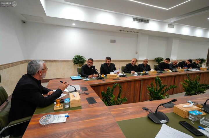 تقرير مصور/ العتبة العلويّة تناقش الاستعدادات المبكرة لاستقبال الحشود المليونية لزيارة الأربعين