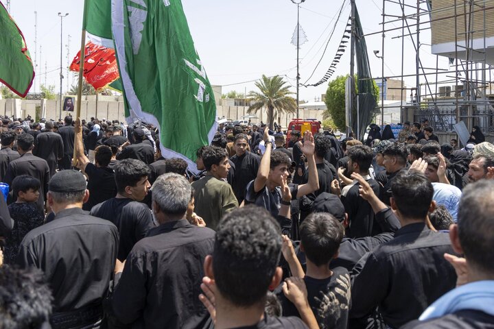 انطلاق موكب قبيلة بني أسد والعشائر العراقية؛ لإحياء ذكرى دفن الأجساد الطاهرة للإمام الحسين وأهل بيته (عليهم السلام) وأصحابه الكرام