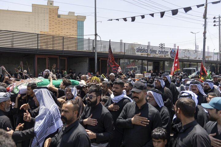 انطلاق موكب قبيلة بني أسد والعشائر العراقية؛ لإحياء ذكرى دفن الأجساد الطاهرة للإمام الحسين وأهل بيته (عليهم السلام) وأصحابه الكرام