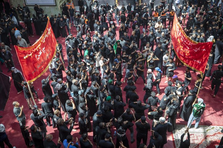 انطلاق موكب قبيلة بني أسد والعشائر العراقية؛ لإحياء ذكرى دفن الأجساد الطاهرة للإمام الحسين وأهل بيته (عليهم السلام) وأصحابه الكرام