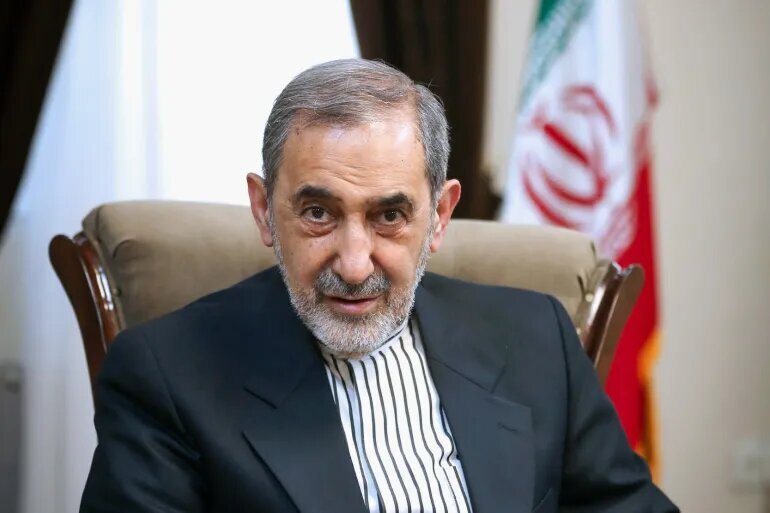 Reaksi Velayati terhadap Pernyataan Kontradiktif Trump