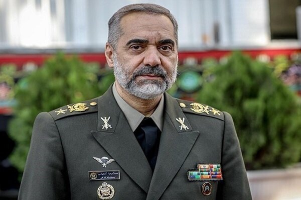 ئەمیر ئاشتیانی: هێج هێزێک لە جیهاندا بەرگەی هێزی چەکداری ئێران ناگرێت