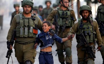 اسرائیلی فوجی فلسطینی بچوں کی عصمت دری کر رہے ہیں، سیو دی چلڈرن
