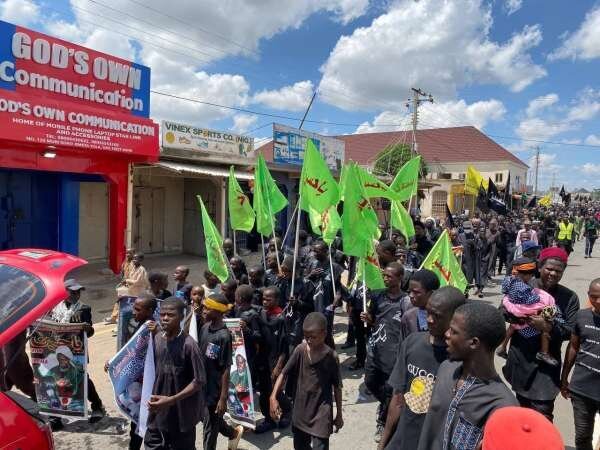 تقرير مصور/ موكب عزاء عاشوراء في مدينة يولا النيجيرية