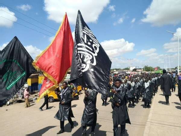 تقرير مصور/ موكب عزاء عاشوراء في مدينة يولا النيجيرية