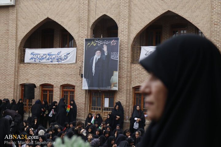 اجتماع بزرگ بانوان زینبی در شهر تبریز