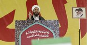 خطيب جمعة طهران يحذر الاعداء من تكرار خطأهم ويؤكد الجهوزية لسحقهم