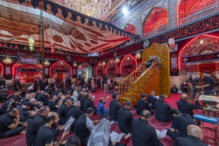 مراسيم قراءة دعاء كميل عند مرقد أبي الفضل العباس (ع)