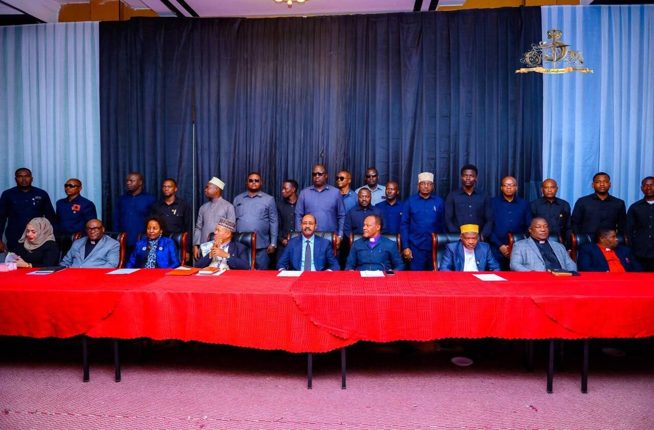 Maneno Muhimu na ya Hekima ya Sheikh Dr.Alhad Mussa Salum - kuhusu: Wanaoitwa Mitume na Manabii Tanzania, Udugu wa Watanzania, na Amani ya Tanzania
