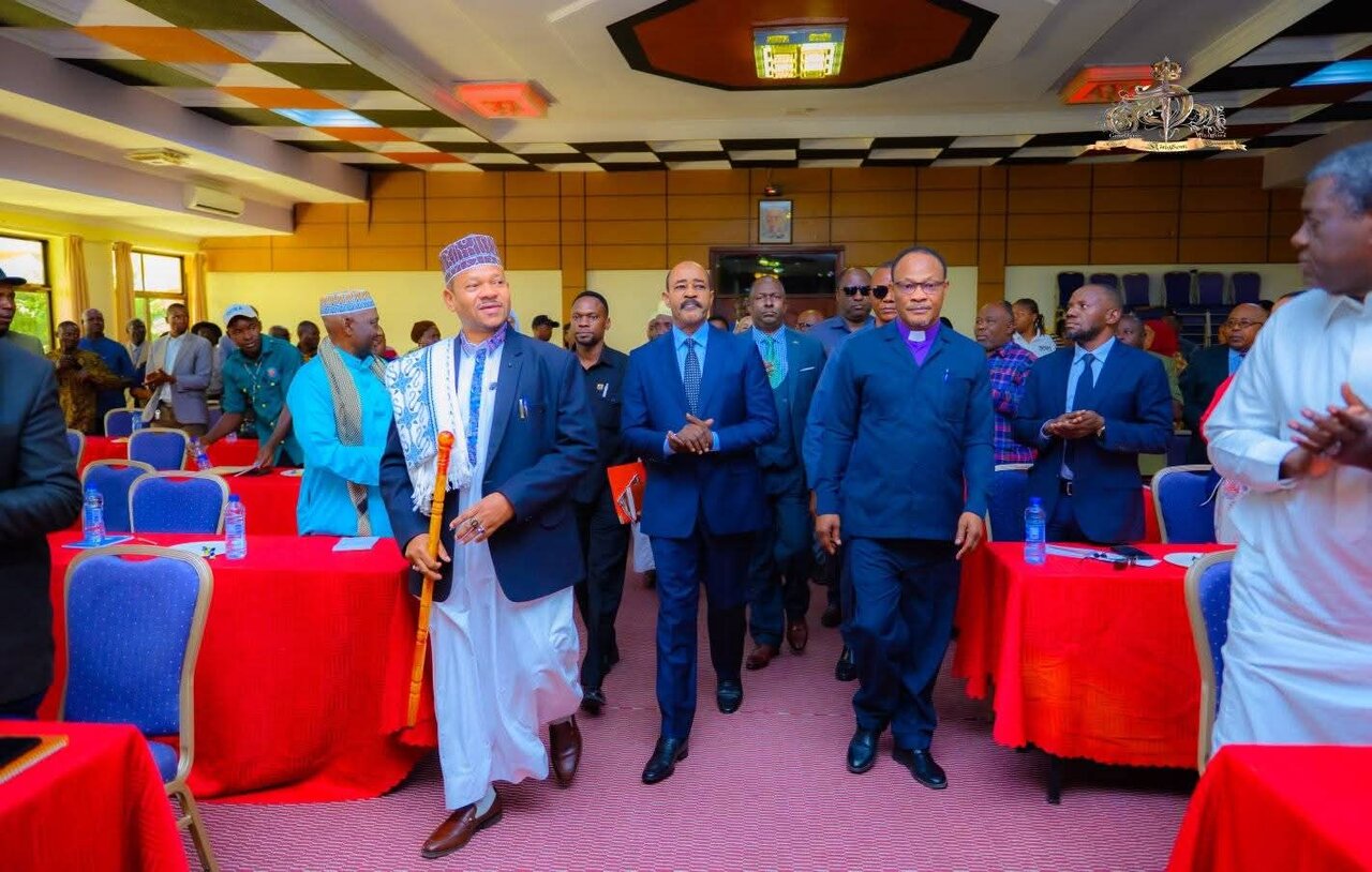 Maneno Muhimu na ya Hekima ya Sheikh Dr.Alhad Mussa Salum - kuhusu: Wanaoitwa Mitume na Manabii Tanzania, Udugu wa Watanzania, na Amani ya Tanzania