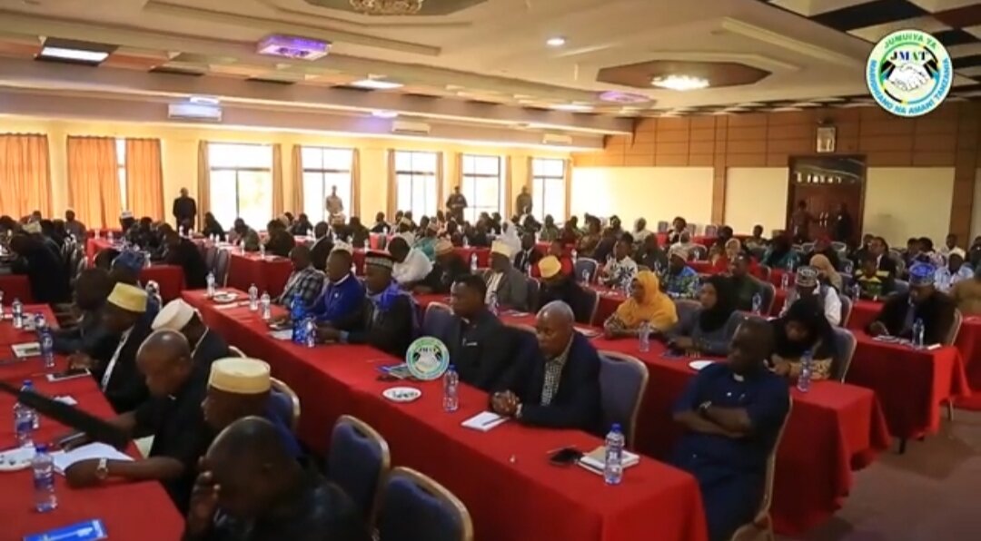 Katibu Mkuu JMAT-TAIFA -Askofu Dkt. G.Ole Maasa, aeleza kwa kina Malengo ya JMAT, Muundo wa JMAT, Changamoto ya JMAT, Mipango na Fikra ya JMAT + Picha