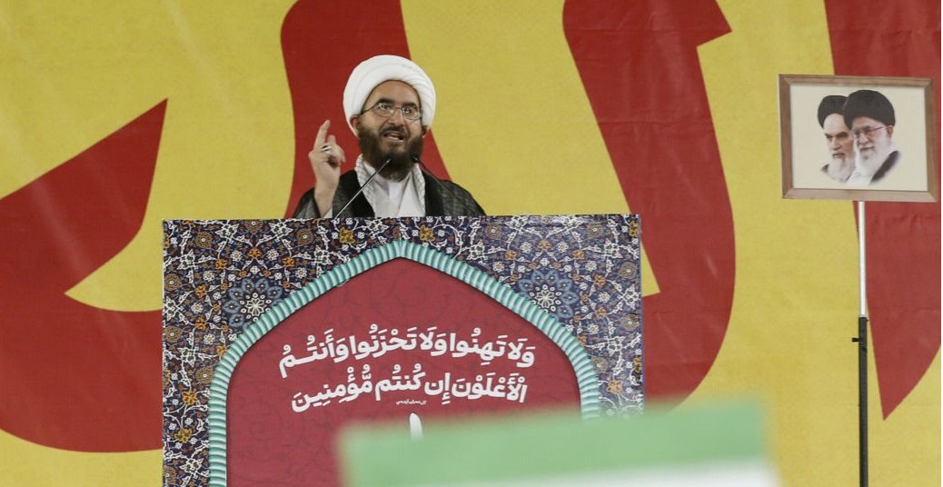 خطيب جمعة طهران يحذر الاعداء من تكرار خطأهم ويؤكد الجهوزية لسحقهم
