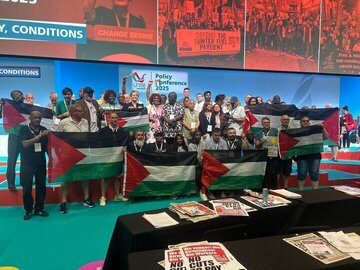 Il più grande sindacato britannico vota per l'embargo sulle armi a Israele