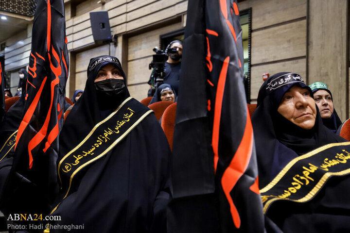 تقرير مصور/ مشاركة واسعة في مُلتقى "الزينبيات" في حرم السيد "شاه علي" بمدينة قم