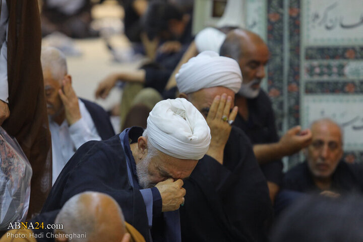 Photos: Imam Hussain mourning ceremony held at house of late Ayatollah Broujerdi