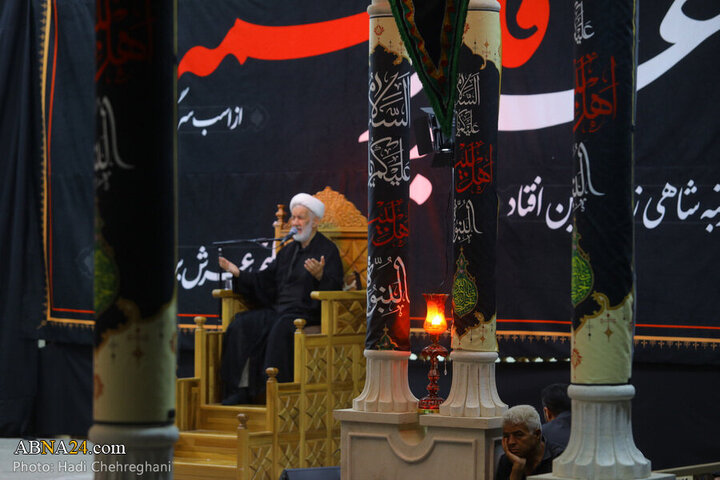 Photos: Imam Hussain mourning ceremony held at house of late Ayatollah Broujerdi