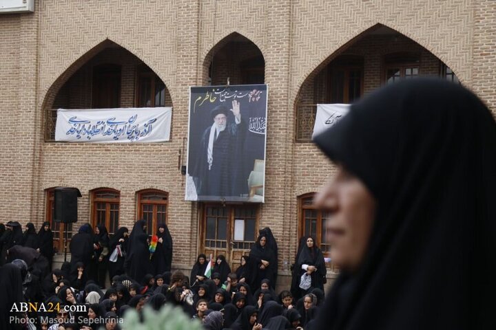 Photos: Mass gathering of Zeinabi women held in Tabriz