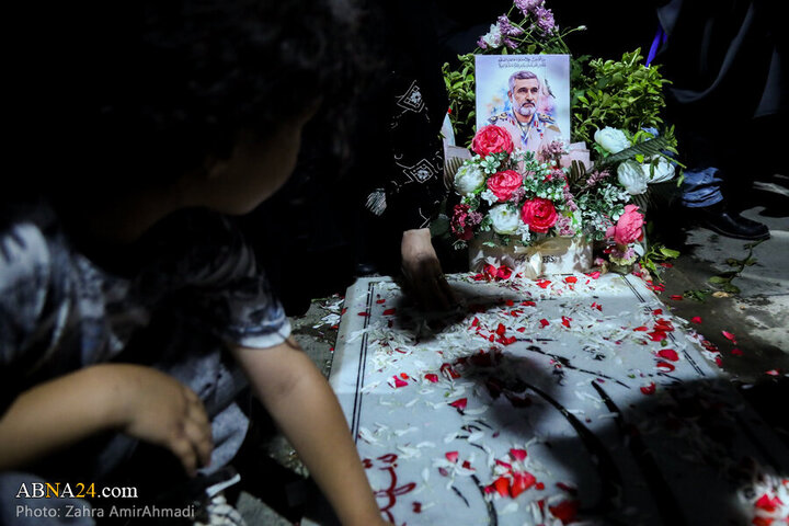 Photos: Presence of Families of Martyrs of Zionist Regime's attacks in Behesht Zahra Cemetery
