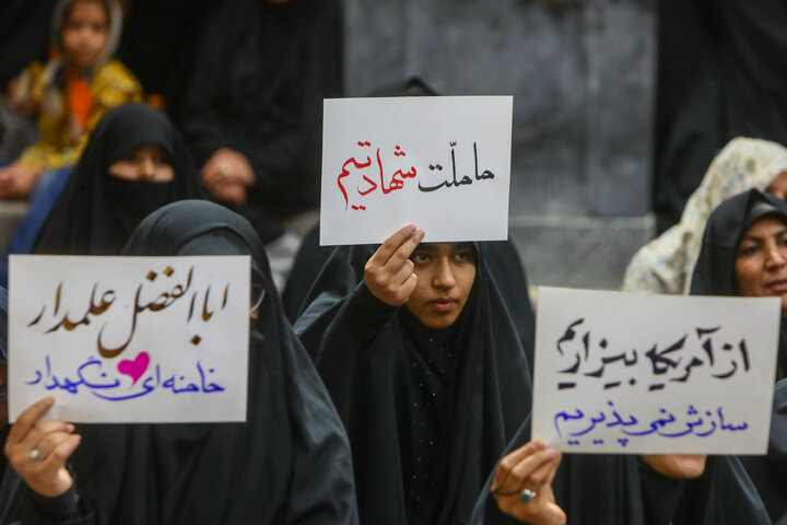 گزارش تصویری | محفل قرآنی به سوی فتح در حرم مطهر رضوی