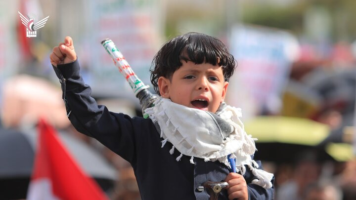 تقرير مصور/ مسيرة جماهيرية كبرى في العاصمة اليمنية نصرة للشعب الفلسطيني المظلوم