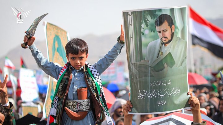 تقرير مصور/ مسيرة جماهيرية كبرى في العاصمة اليمنية نصرة للشعب الفلسطيني المظلوم