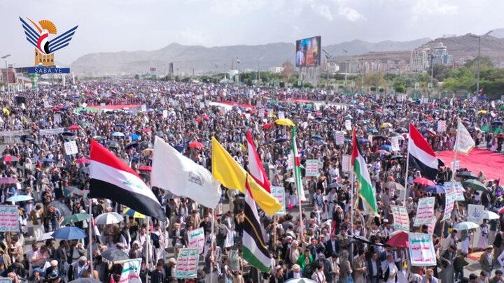 تقرير مصور/ مسيرة جماهيرية كبرى في العاصمة اليمنية نصرة للشعب الفلسطيني المظلوم