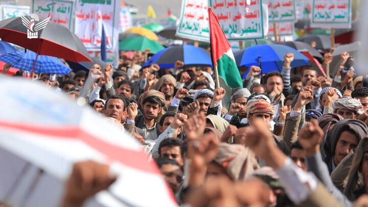 تقرير مصور/ مسيرة جماهيرية كبرى في العاصمة اليمنية نصرة للشعب الفلسطيني المظلوم