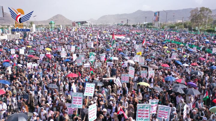 تقرير مصور/ مسيرة جماهيرية كبرى في العاصمة اليمنية نصرة للشعب الفلسطيني المظلوم