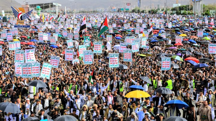 تقرير مصور/ مسيرة جماهيرية كبرى في العاصمة اليمنية نصرة للشعب الفلسطيني المظلوم