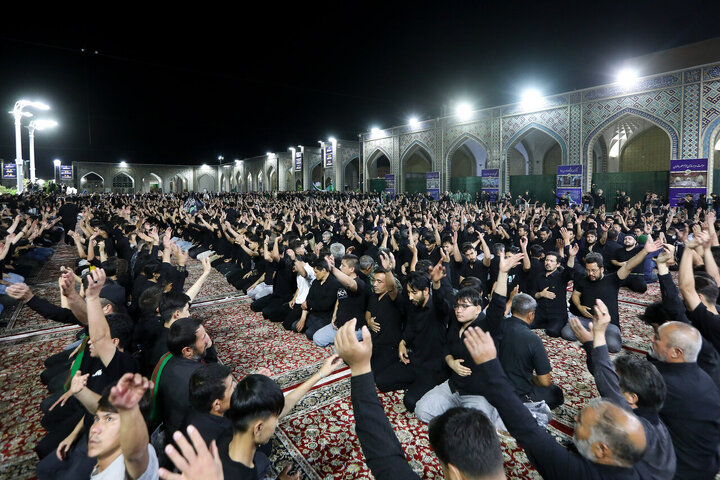 Photos: Afghan migrant mourning groups gather at Imam Reza Shrine