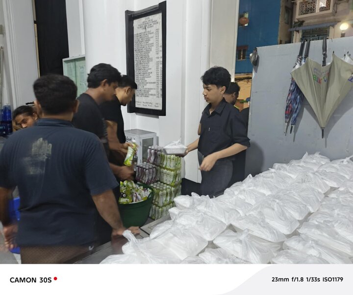 ရန်ကုန်မြို့ မဂိုရှီအဟ် ဂျာမေအ် ဗလီ တွင် ရှာမ်းမေဂရီဘာန် မဂျ်လစ် ၏ ပုံရိပ်များ ။ ။ Photos