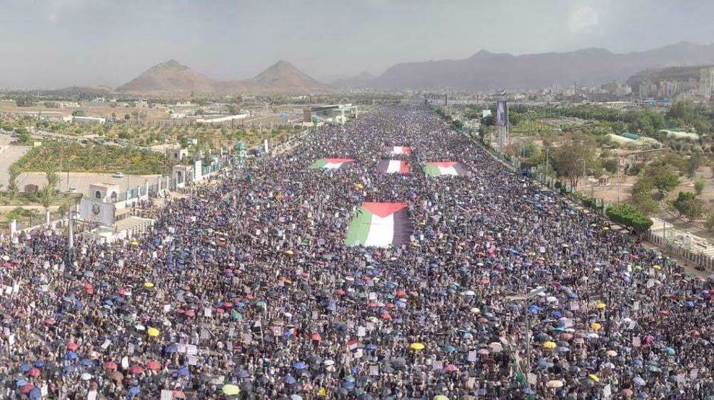 Yemenis rally in Sana’a to support Gaza and escalate anti-Israel operations