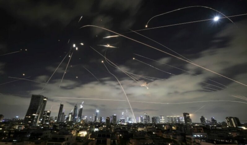 İsrail: İran nükleer silah peşindeyse onu vuracağız