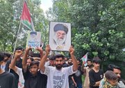 Photos: People of Kashmir march in support of Iran's Supreme Leader